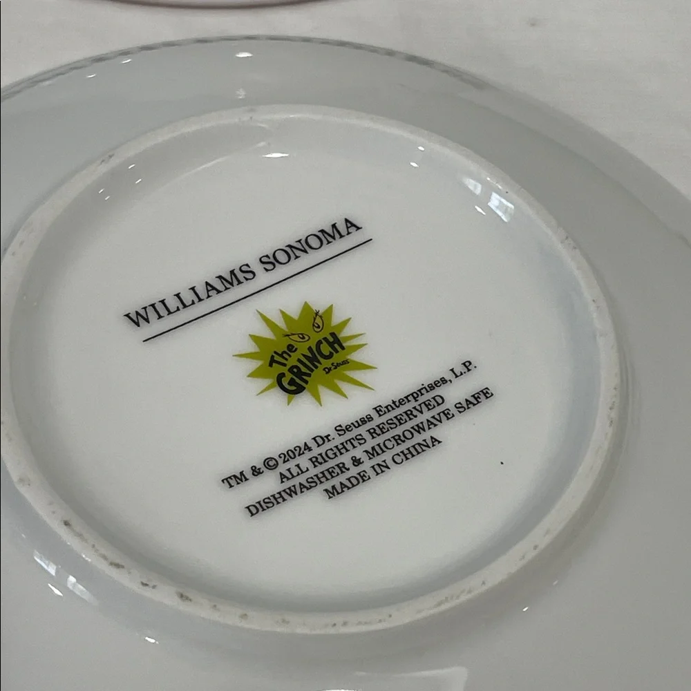 Williams Sonoma Dr. Seuss The Grinch Christmas Porcelain Cereal Bowls Set of 4